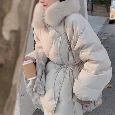 新款狐狸毛领围脖羽绒服女2024冬小个子时尚洋气收腰系带短款韩版