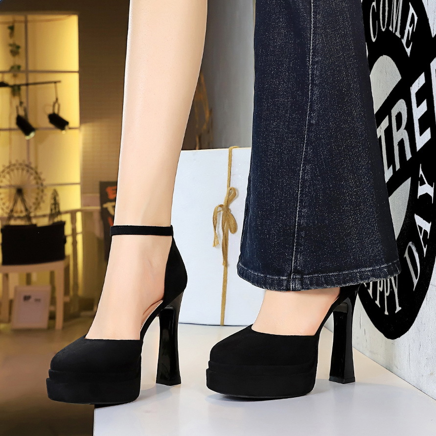 粗跟韩版超高跟鞋一字扣带