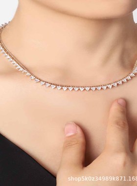 简约气质项链饰品锁骨链轻奢感锆石颈链原创设计