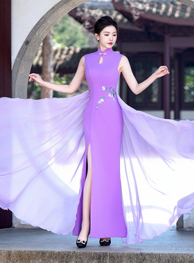 紫色改良旗袍演出服修身走秀2025新款修身中国风开叉燕尾纱旗袍