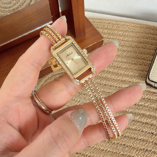 新品手表MiLisha镶钻复古