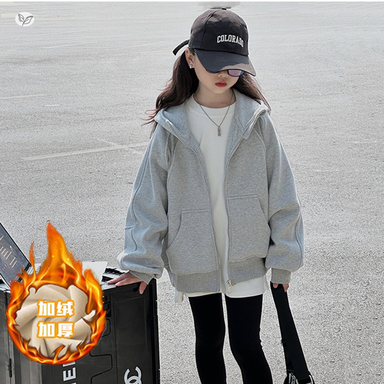 女童加绒加厚卫衣外套2025年秋冬新款中大童休闲连帽插肩袖拉链衫，童装外套，祺儿童装