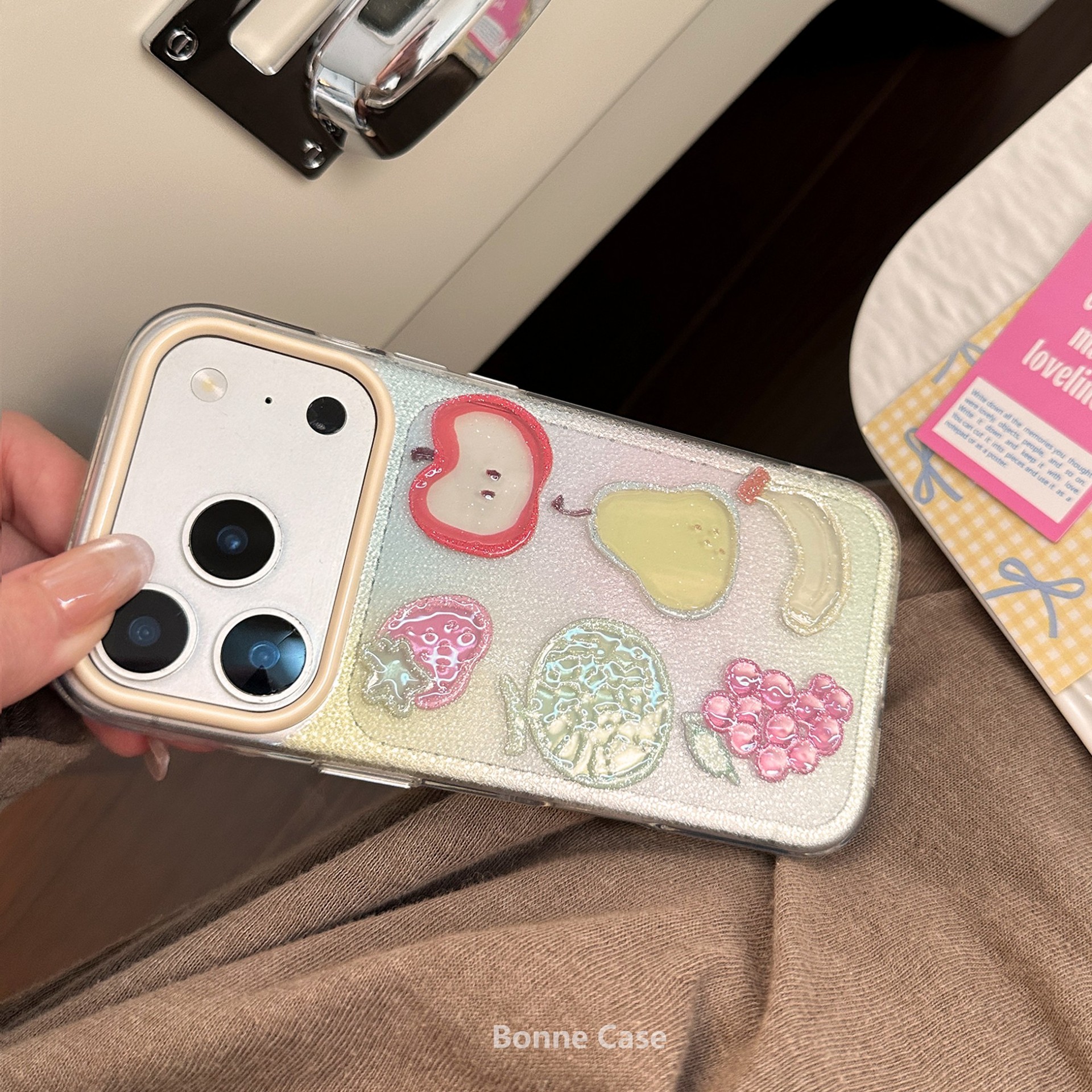 浮雕闪粉iPhone17夏日透色