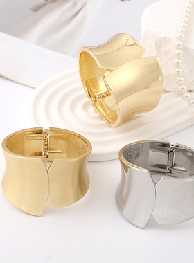 手镯夸张欧美新款时尚个性手环叶子拉丝开口合金饰品合金手镯