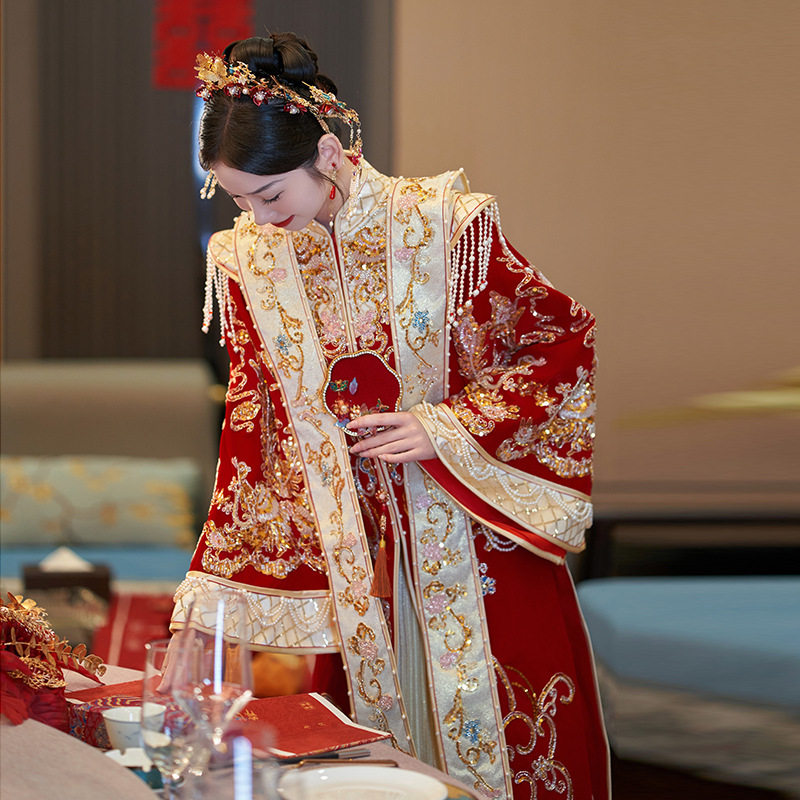 秀禾服婚服丝绒凤冠霞帔新款汉服出阁嫁衣龙凤褂孕妇遮肚子春