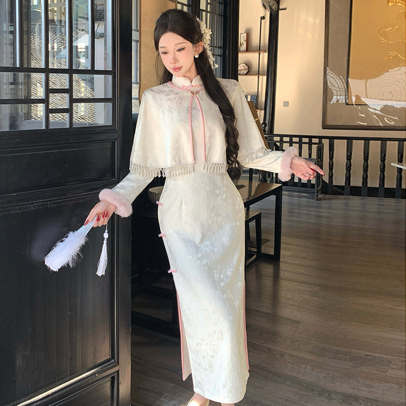 淑女国风新中式冬装长袖旗袍改良2025新款女复古披肩两件套装秋冬