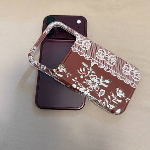 秋冬蕾丝拼接花朵适用iPhone 18Pro手机壳17promax防摔15/16挂绳