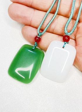 爆款民族风仿玉无事牌女款轻奢直播小饰品长款面包无事牌毛衣链