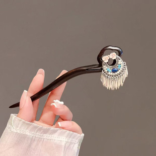 发簪簪子盘发流苏新中式2025新款高级盘头发的感木配发饰发钗女士