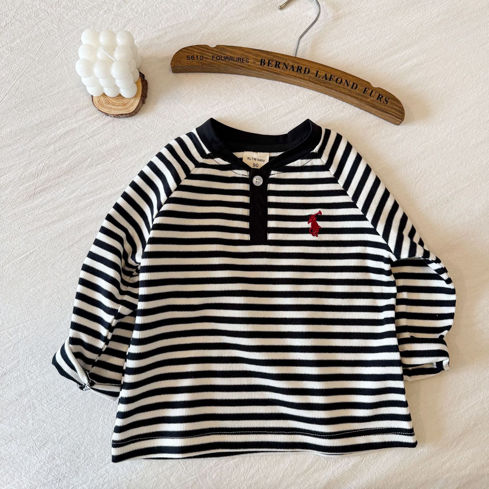 宝宝条纹T恤长袖2025春秋新款男女童纯棉坑条弹力中式V领打底衫潮
