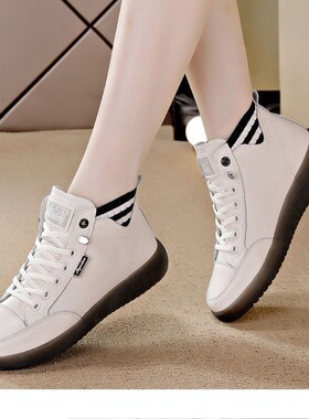 软皮软底鞋春季新款小白鞋百搭休闲轻便防滑运动鞋潮流板鞋