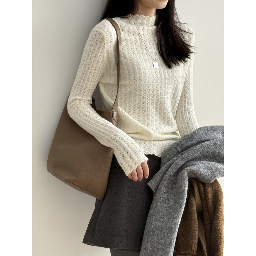 言双 纯色半领镂空蕾丝针织衫女 秋冬软糯百搭显瘦打底上衣