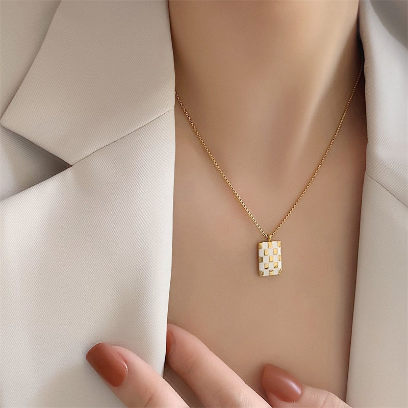 加长项链女胖mm欧美时尚个性金白间棋盘格轻奢小众胖人大码锁骨链