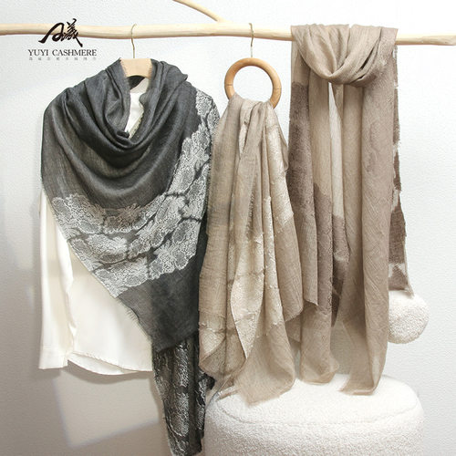 刺绣双面披肩围巾内蒙古产四季