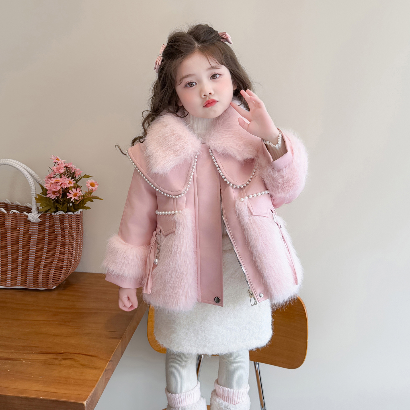 女童仿皮草外套秋冬季2025新款加厚洋气时髦保暖冬装儿童上衣P115，童装外套，祺妙童装