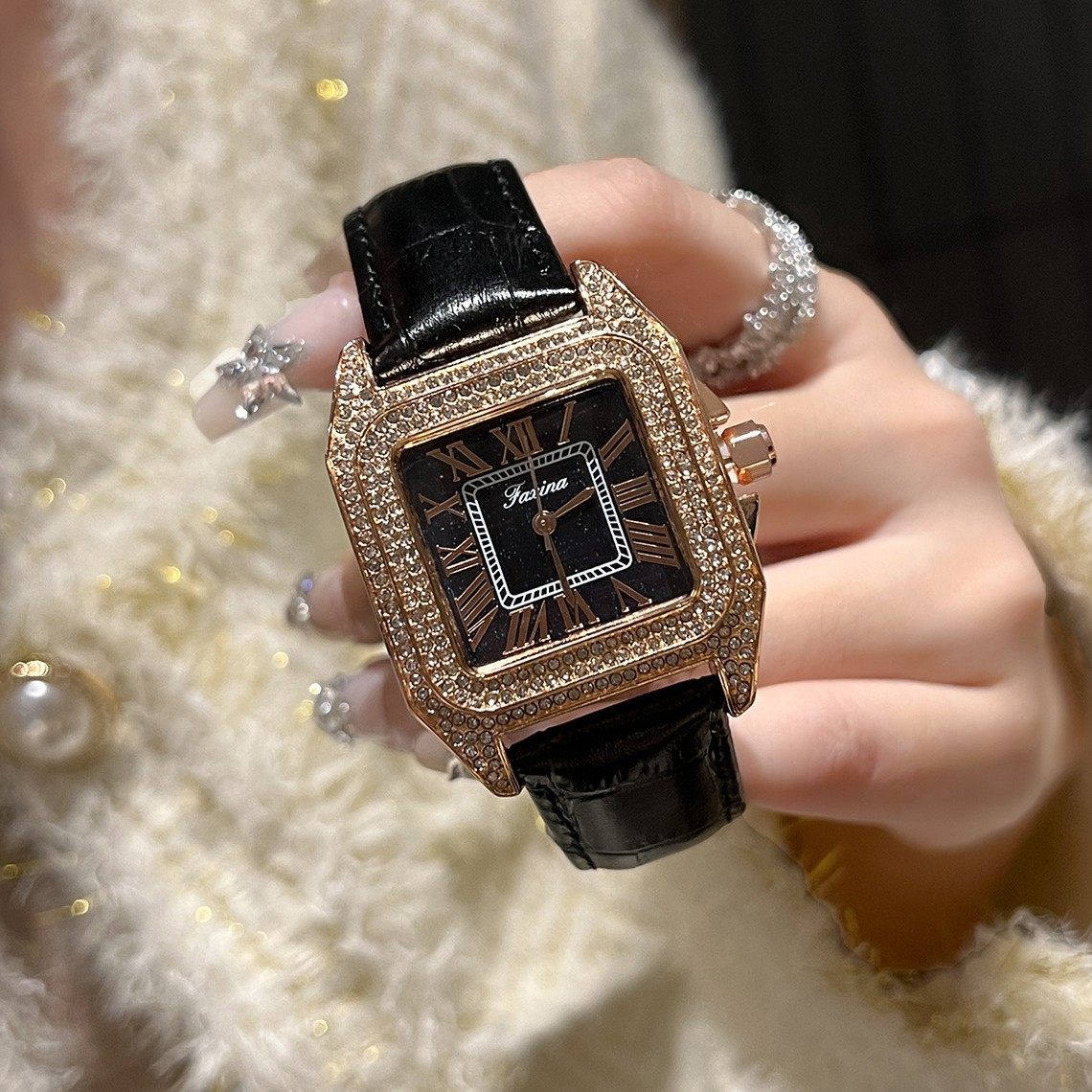 休闲国内36mm3ATM石英机芯