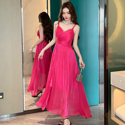 2025夏季新款女装法式性感V领收腰遮跨飘逸连衣裙度假长裙91170