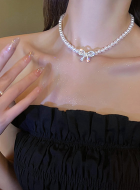 珍珠蝴蝶结项链轻奢小众女2022年新款级设计感气质锁骨链颈链潮