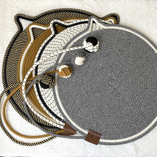 Cotton rope-woven cat scratch pad and toy ball in one