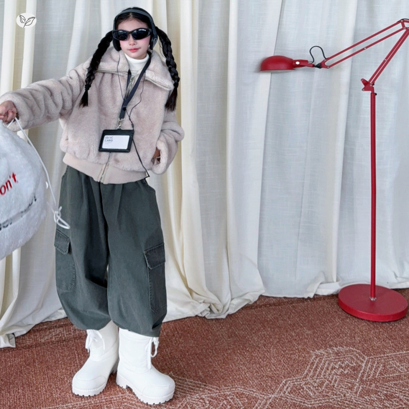 女童加绒套装2025年秋冬新款翻领毛毛外套工装阔腿裤两件套中大童,童装休闲套装,祺儿童装 女童加绒套装2025年秋冬新款翻领毛毛外套工装阔腿裤两件套中大童,童装休闲套装,祺儿童装