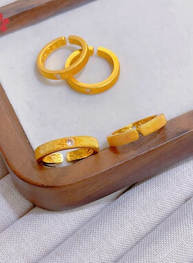 沙金拉丝纹点钻布布风戒指 小众设计轻奢级感食指戒素圈