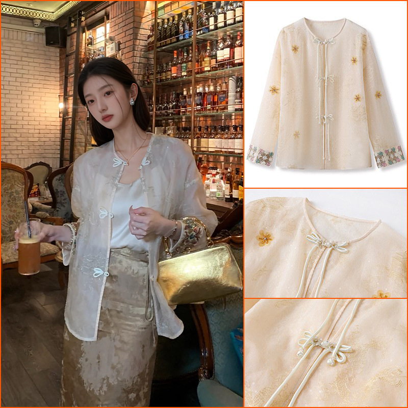 新中式春季2025新款杏色刺绣蕾丝桑蚕丝衬衫气质设计感上衣 M3107