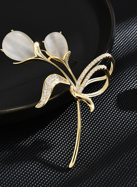 women brooch pin chest flower wicked sweater coat accessory