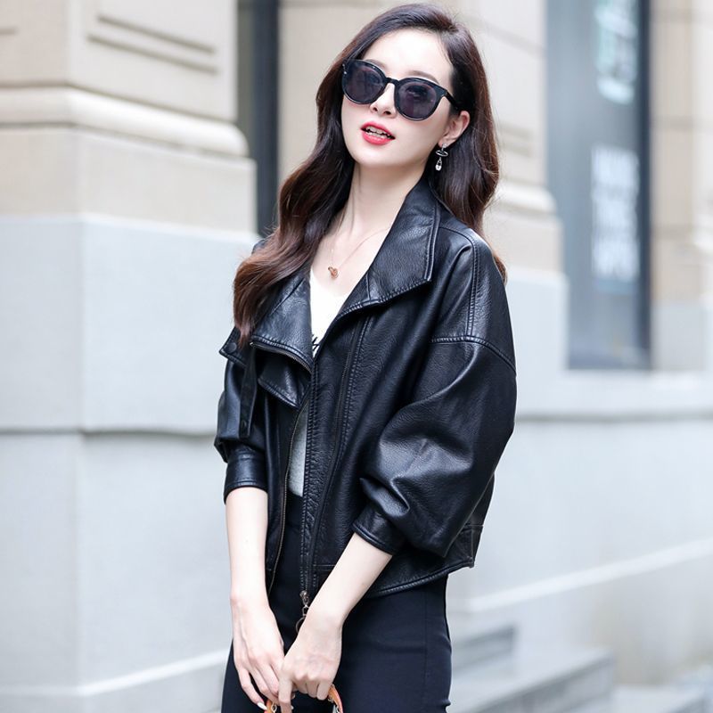 皮衣女2025年新款秋季女装短款宽松矮个子皮夹克洋气大码机车外套