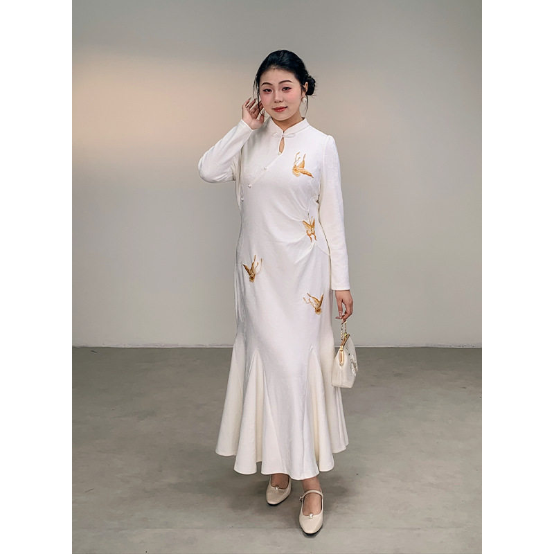 气质新中式国风改良裙2026女春季新款收腰显瘦鱼尾刺绣大码旗袍潮