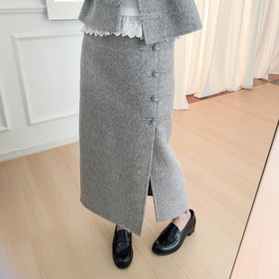 SW绵羊毛混纺双面呢双色新中式盘扣半身裙女26冬新款半裙S4BQ042