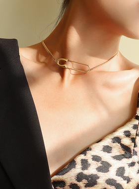 欧美风necklace夸张个性大别针吊坠项链女锁骨颈链钛钢18k金 P928