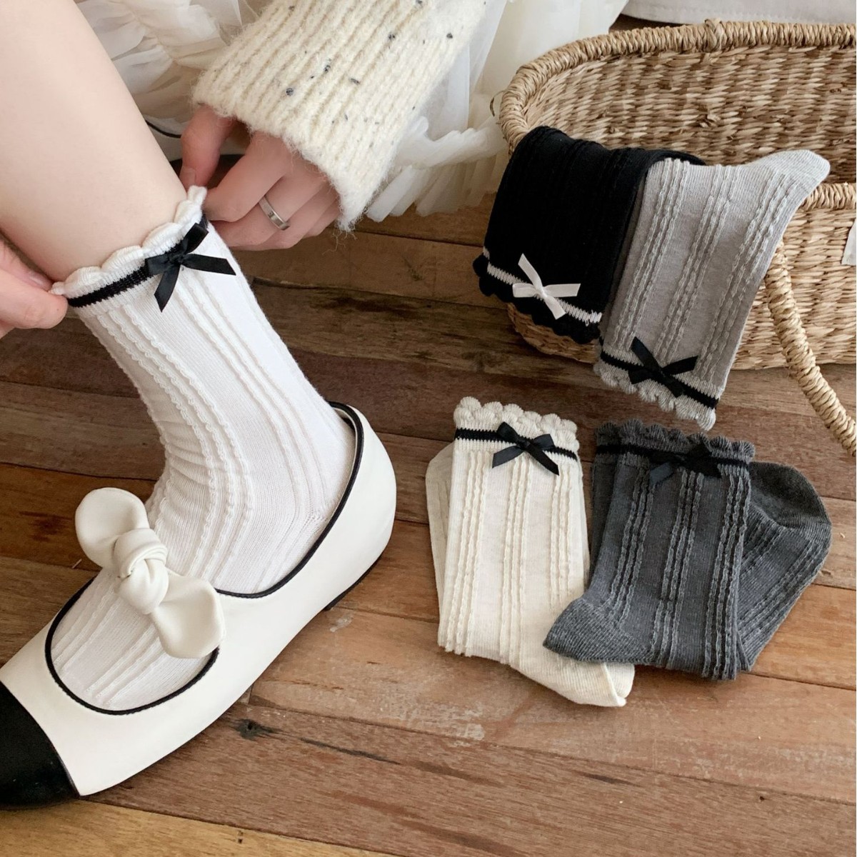 秋冬新品25年温柔色系蝴蝶结堆堆袜芭蕾风麻花中筒甜美饰品袜女