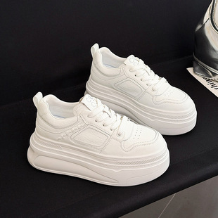 时尚休闲松糕厚底鞋女2026新款小个子增高6cm舒适百搭真皮小白鞋