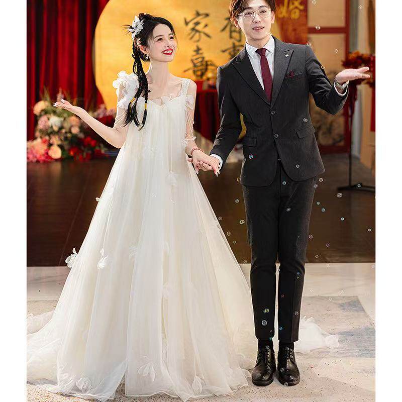 吊带轻婚纱2026新款秋季新娘结婚超仙礼服白色简约气质森系出门纱