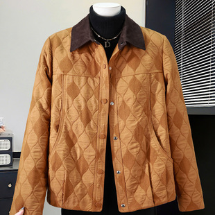 母亲节妈妈春装短款外套2026新款中老年女款春秋时尚翻领夹克上衣