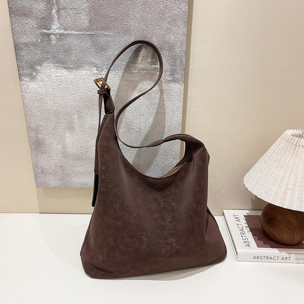 外贸出口托特包包女式新款大容量通勤休闲肩斜挎包复古腋下包女潮