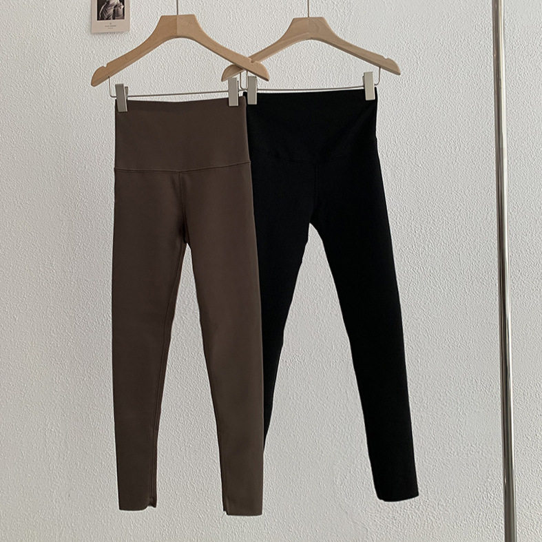 欧玛莱 羊羔绒芭比裤女外穿小脚保暖裤加绒加厚提臀鲨鱼裤  6484