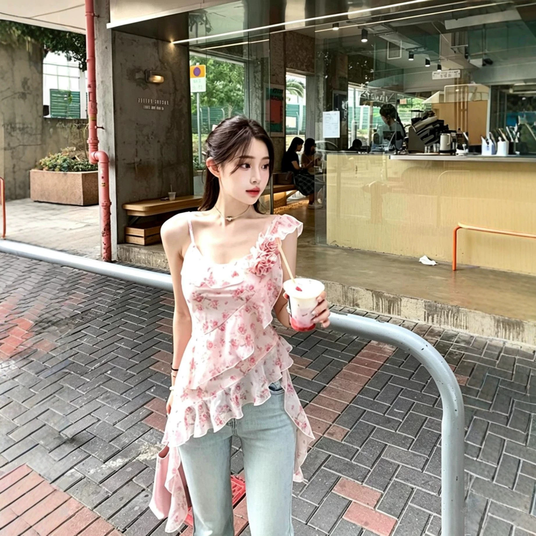 辣妹红色碎花不规则吊带背心女夏季荷叶边飘带修身无袖外穿短上衣