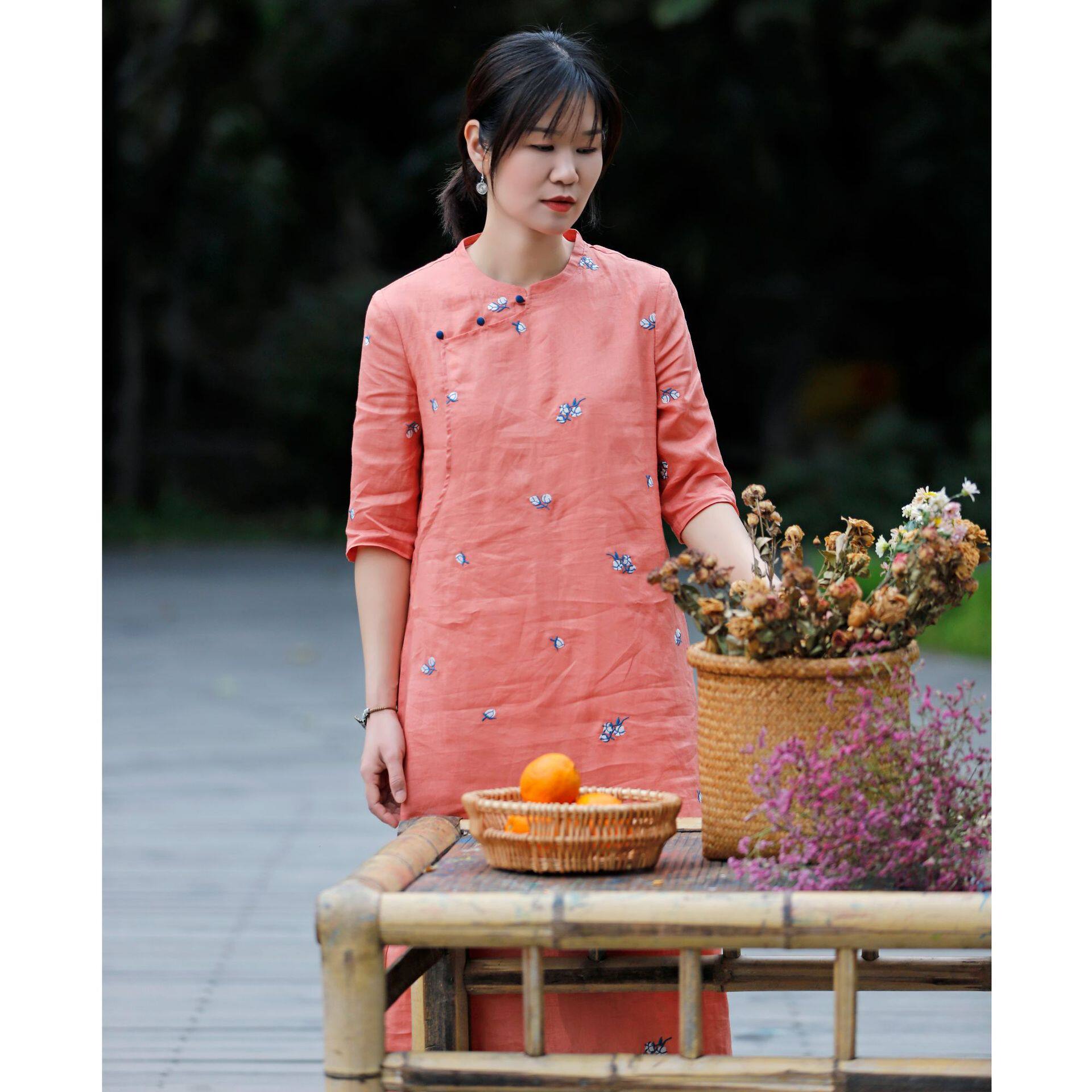 江南原创设计苎麻新国风改良旗袍碎花棉麻气质连衣裙中国风裙子刺