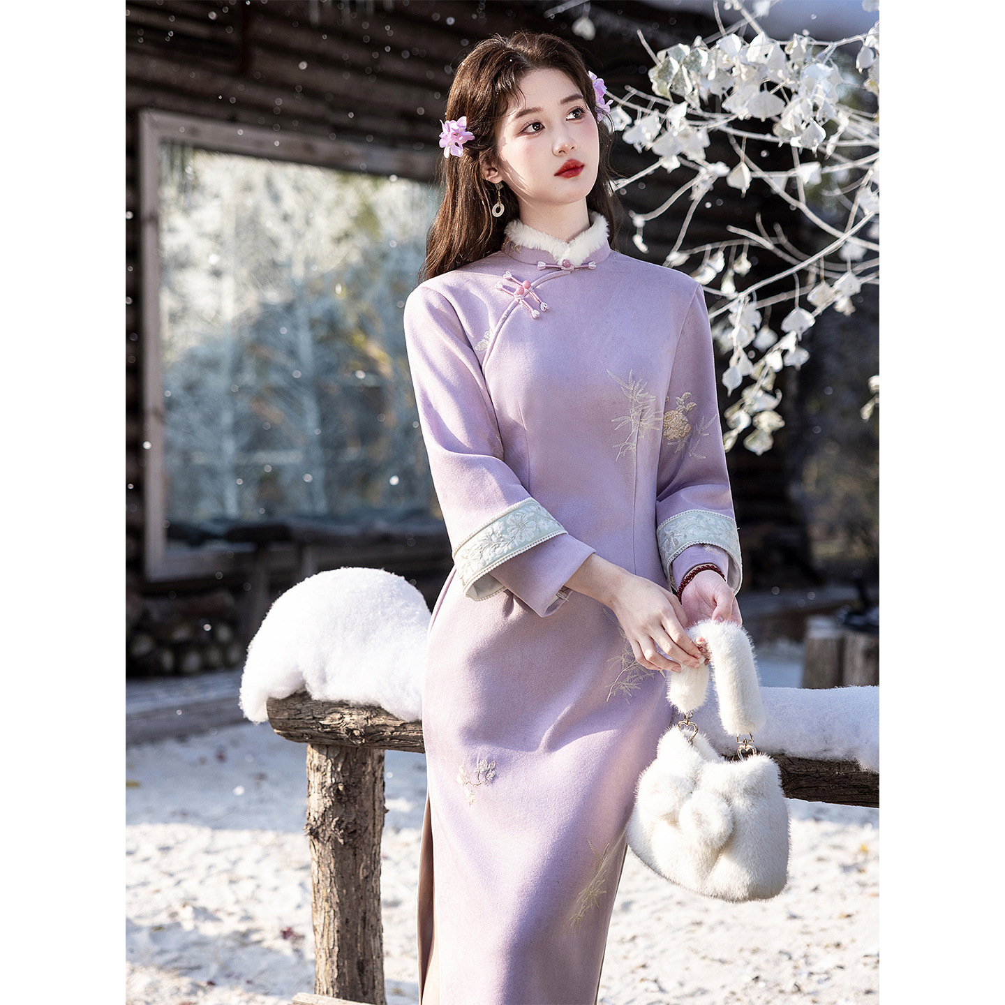 紫色冬季复古可以上班穿的旗袍女2025新款气质连衣裙麂皮绒绣花