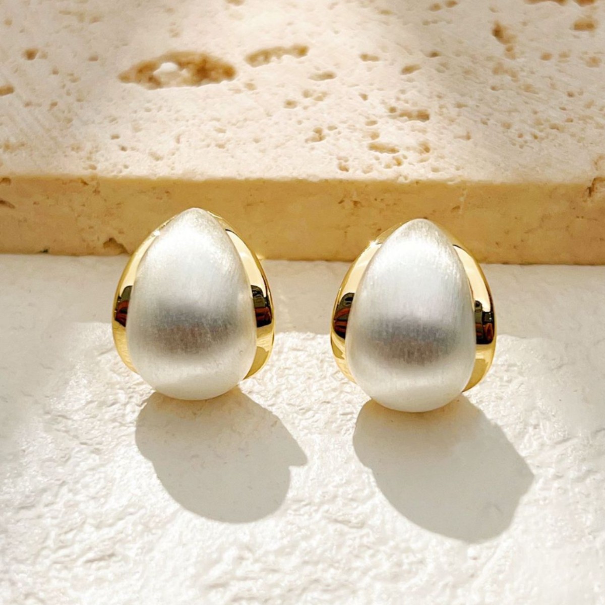 拉丝气质耳钉金属冷淡风