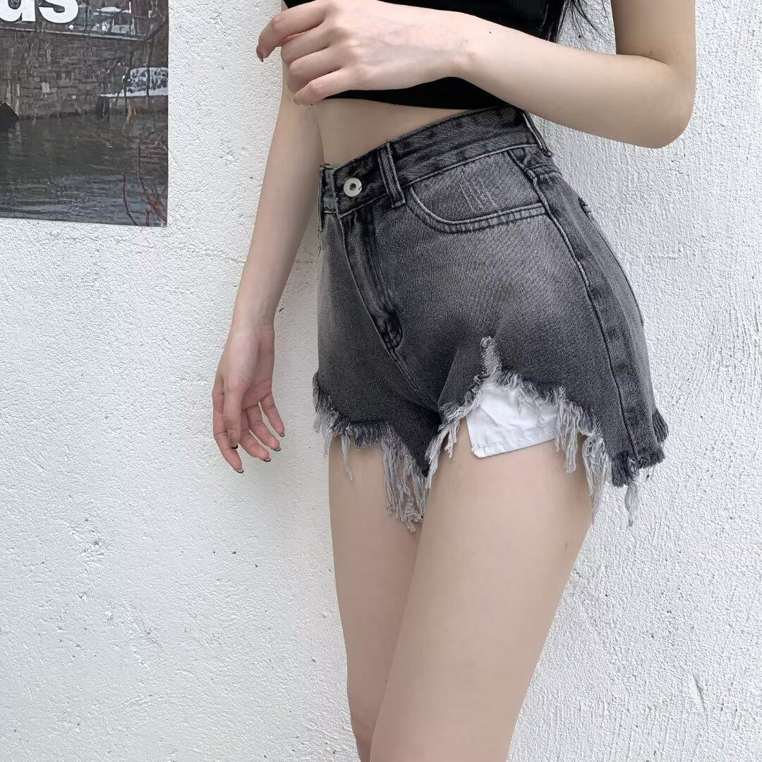 水洗毛边破洞牛仔短裤女装夏季热裤宽松直筒腰大码显瘦阔腿裤子