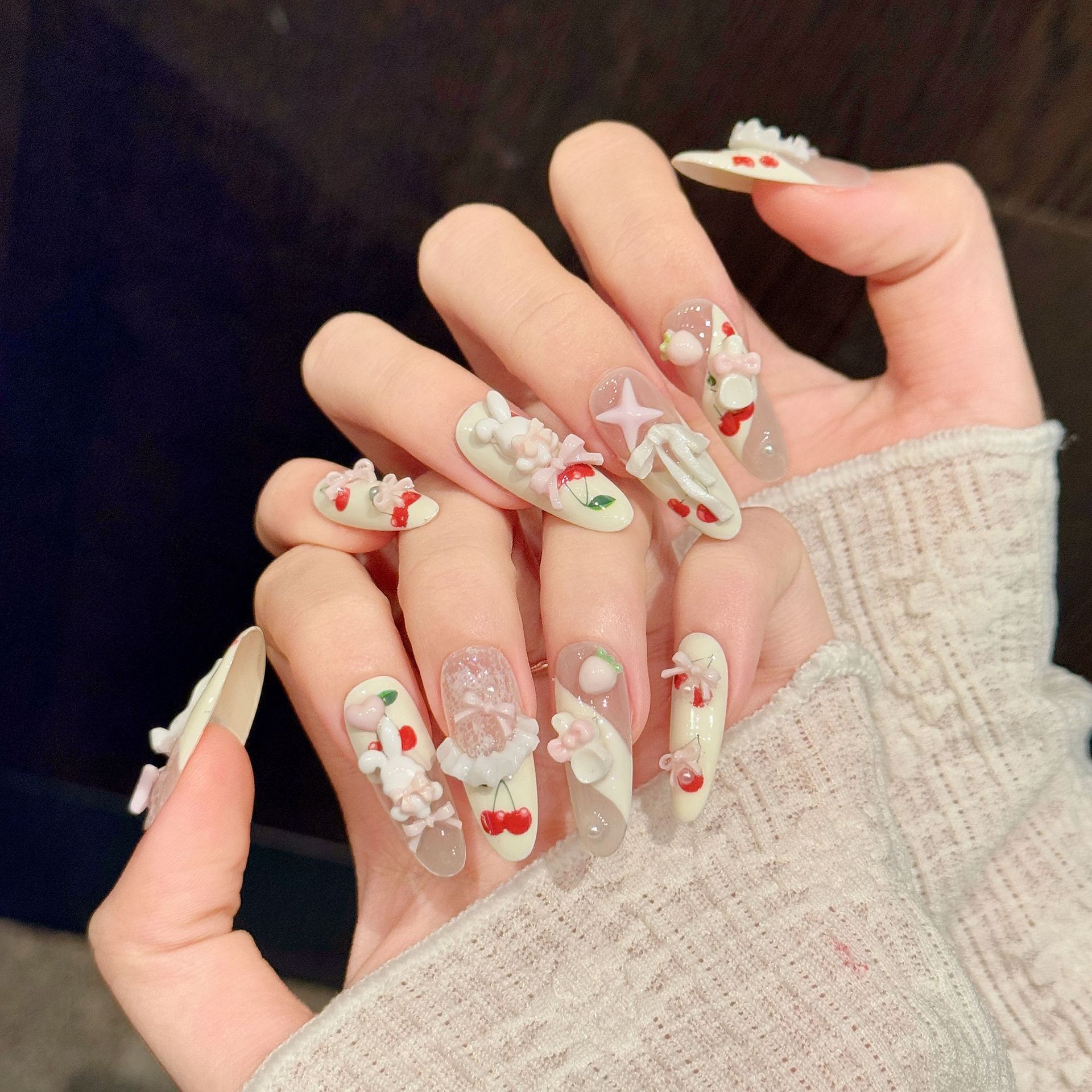 樱兔甜梦樱桃兔饰清新甜美卡通可爱长款手工穿戴甲美甲片