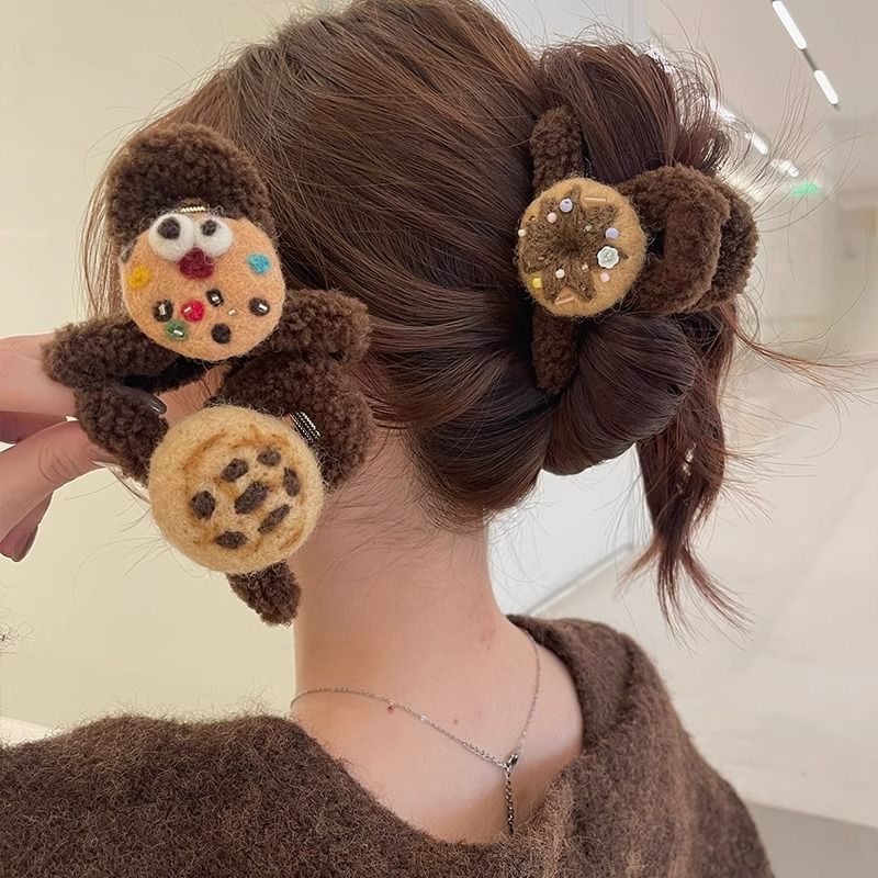 曲奇系列~毛毡中号抓夹女2024新款后脑勺发夹秋冬盘发鲨鱼夹发饰