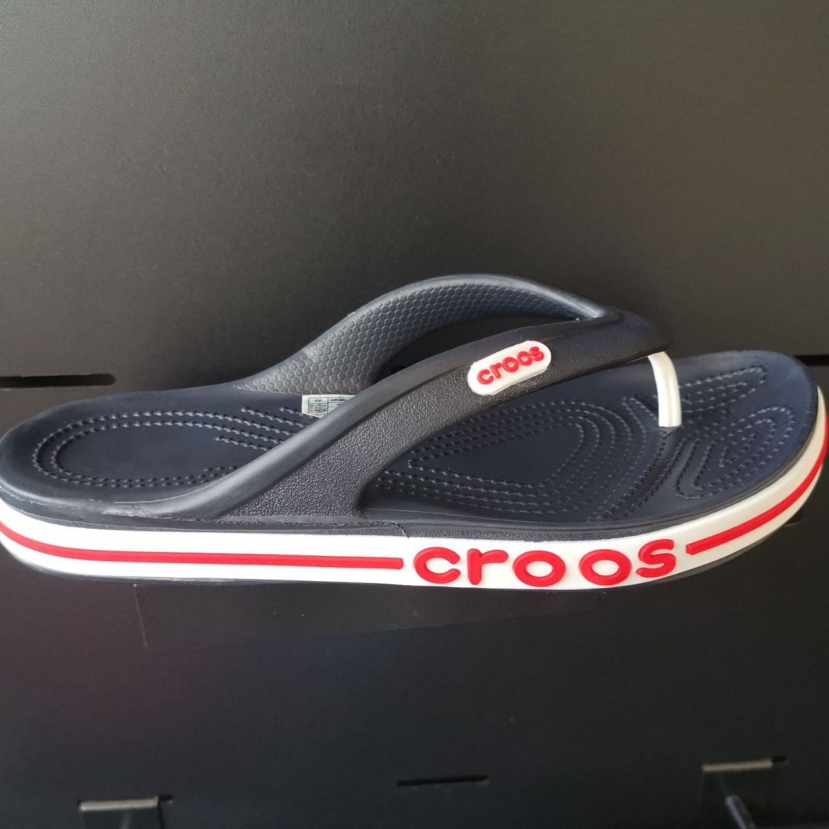 现货夏季新款户外运动拖鞋经典贝雅人字拖轻便休闲沙滩凉鞋女鞋