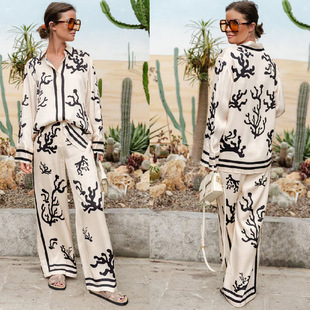 vacation loose casual Printed piece blocked two set color