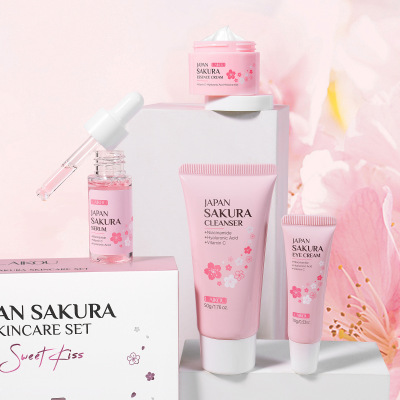 LAIKOU莱蔻樱花护肤礼盒4件套装精华Sakura Beauty Care Gift Box