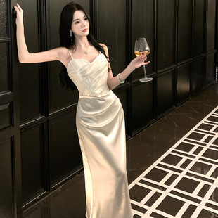 花径拾梦法式蕾丝缎面吊带连衣裙亮片鱼尾长裙子浅香槟修身型
