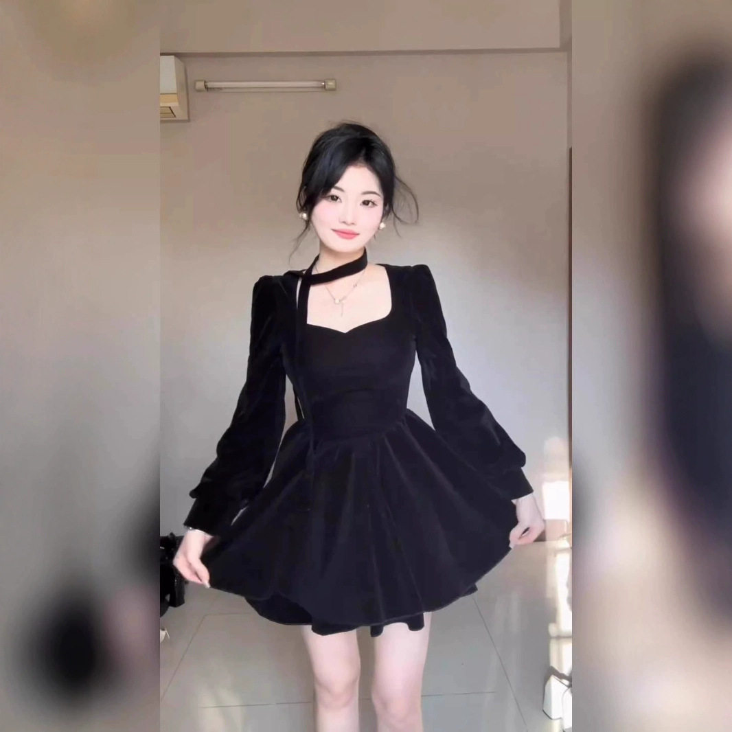 大码法式名媛赫本风丝绒晚礼服连衣裙女秋冬级感收腰黑色蓬蓬裙
