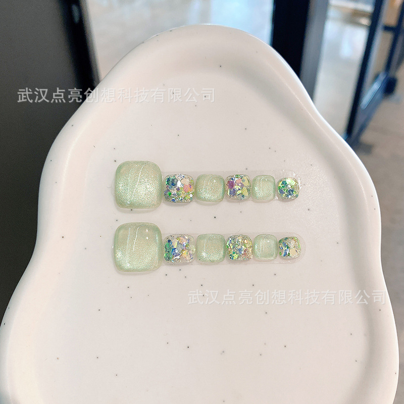 （原创）2025新款夏天光疗冰绿色清透脚美甲个性小众级感脚甲片